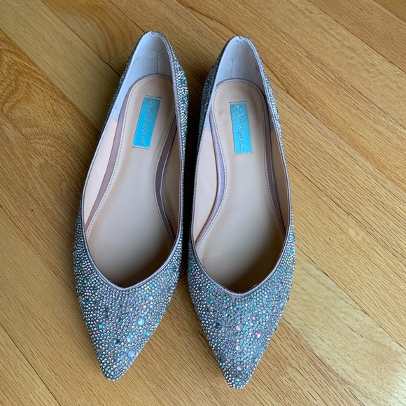 Betsey Johnson Nude Rhinestone Flats, size 9.5 - Picture 5 of 8